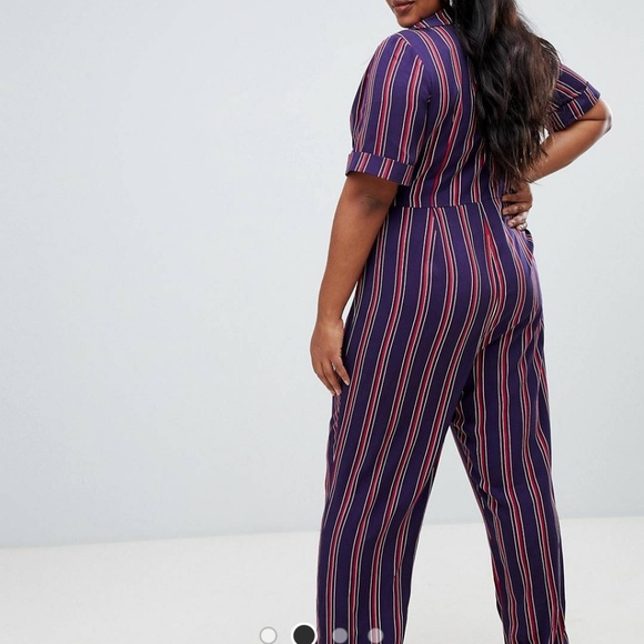 NWT ASOS DESIGN Curve wrap jumpsuit - Picture 3 of 4
